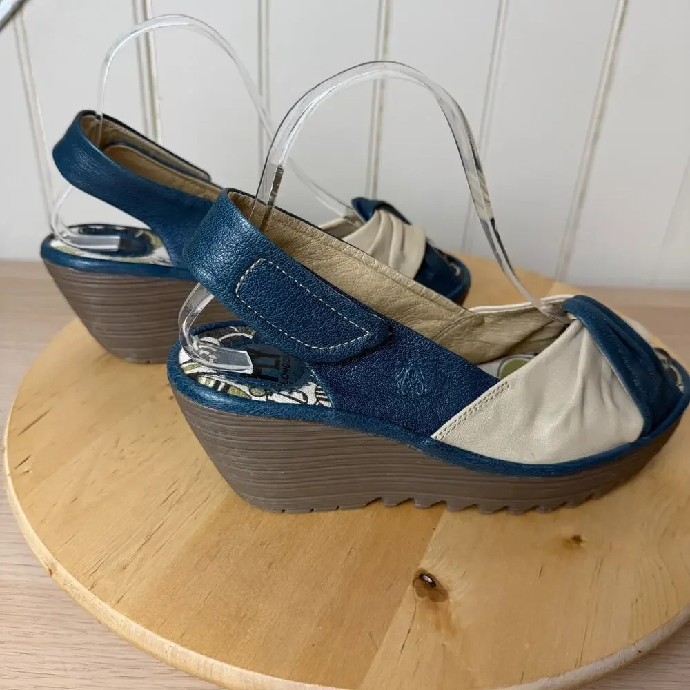 FLY LONDON EU 37 US 6-6.5 Yakin Yata Leather Blue Cream Sandals - Picture 7 of 15